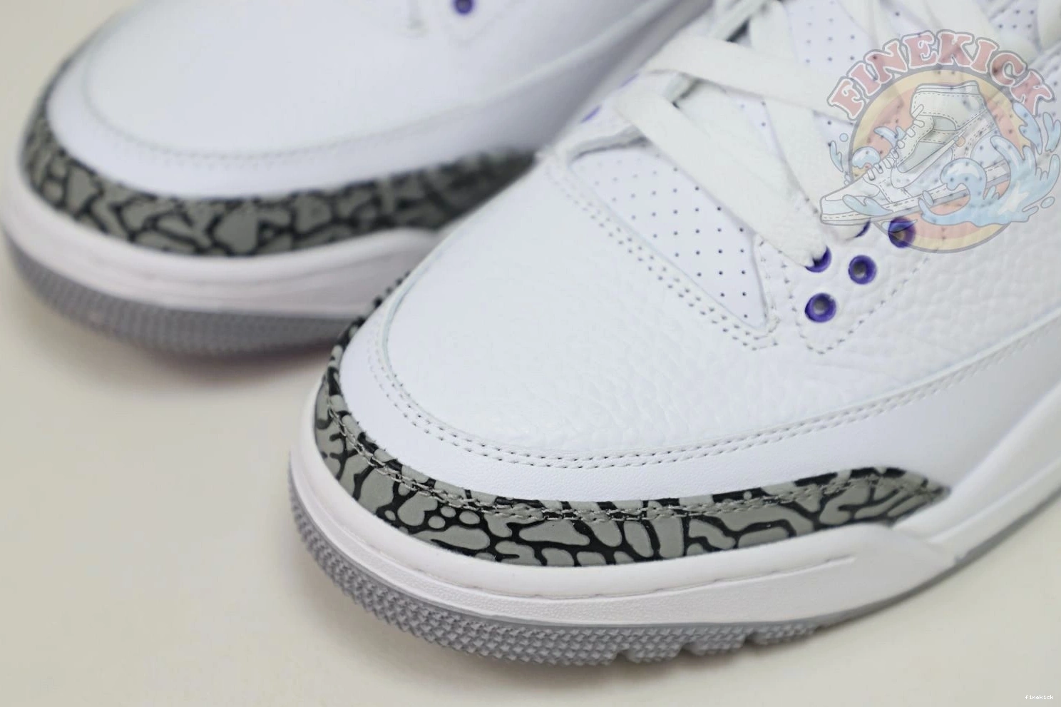 3 Air retro